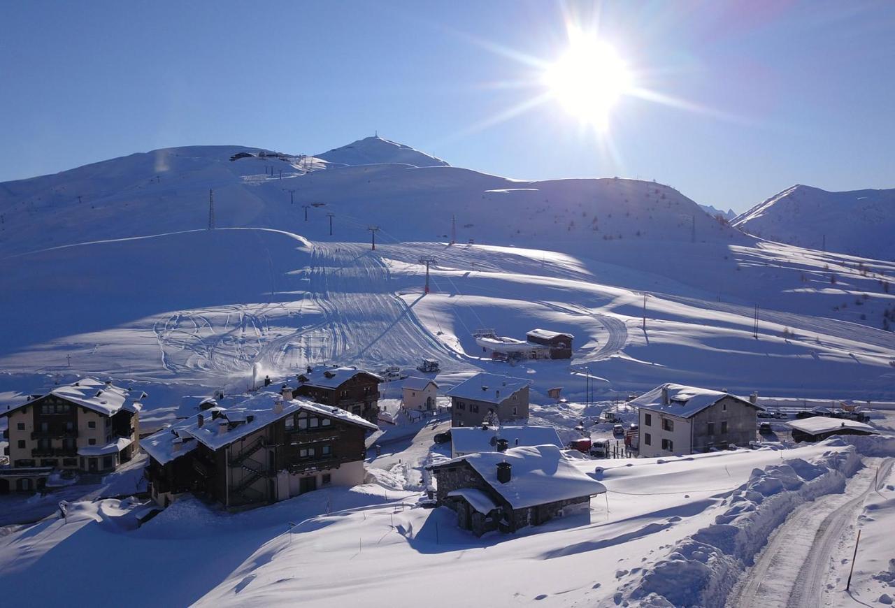 Alpino Lodge Bivio Livigno Exterior foto