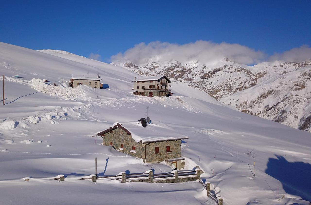 Alpino Lodge Bivio Livigno Exterior foto