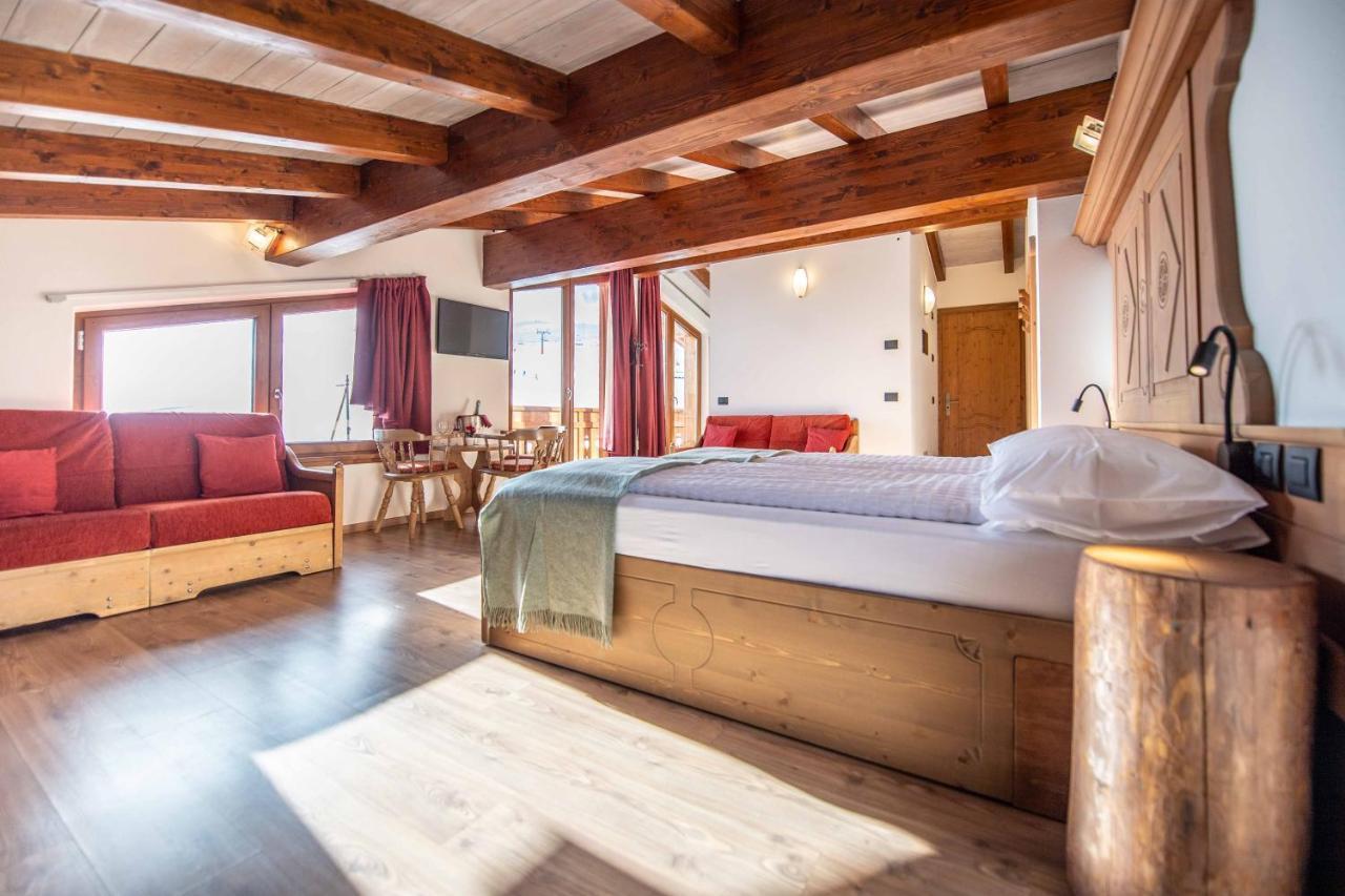 Alpino Lodge Bivio Livigno Exterior foto